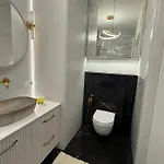 Royal Wilanow With Gym, Sauna And Private Parking Space * ワルシャワ