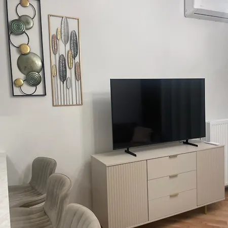 Royal Wilanow With Gym, Sauna And Private Parking Space