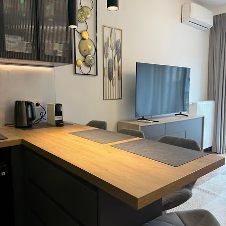 Royal Wilanów With Gym, Sauna&private Parking Space Apartamento Varsóvia