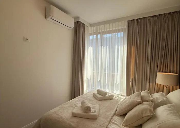 Royal Wilanow With Gym, Sauna And Private Parking Space * ワルシャワ