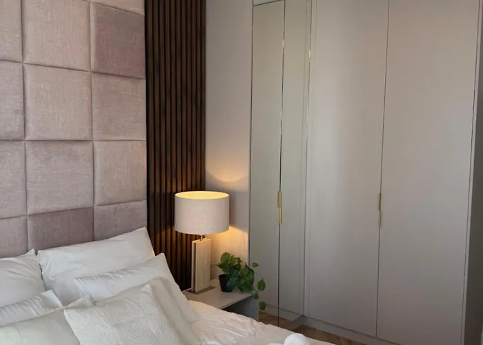 Royal Wilanow With Gym, Sauna And Private Parking Space *