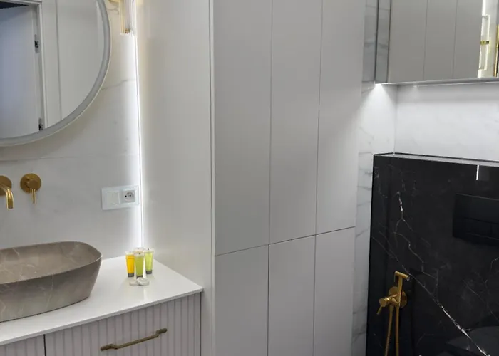 Apartment Royal Wilanow With Gym, Sauna And Private Parking Space