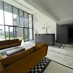 Apartamento Royal Wilanow With Gym, Sauna And Private Parking Space