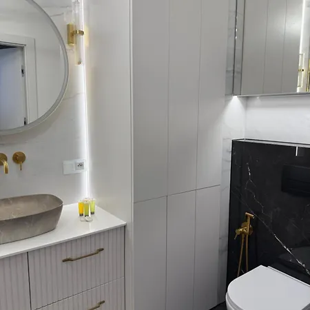 Apartmán Royal Wilanow With Gym, Sauna And Private Parking Space